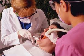 Dental Health: Tips and Insights from Experienced Dentists